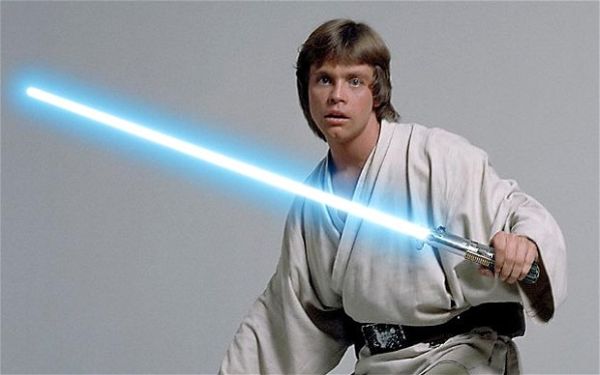 LukeSkywalkerLightsaber2